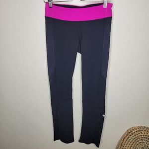 Lululemon Yoga Pants Size 8 EUC Black and Pink